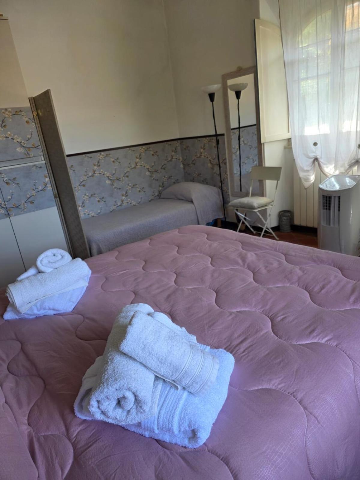 The Shell - New Interior Look But Same Old Charme 200Mt From The Sea With Garden And Parking Nearby Leilighet Imperia Eksteriør bilde